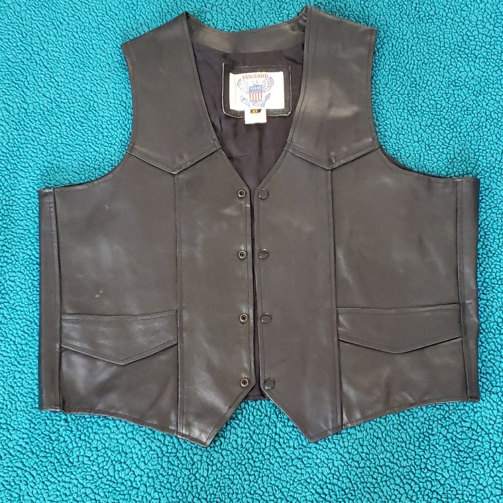 Vanguard Black LEATHER Bikers Motorcycle Vest XL